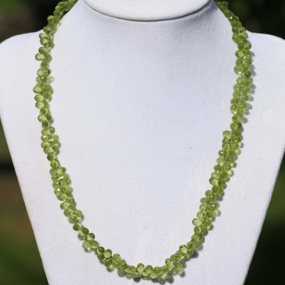 Handcrafted Natural Peridot Necklace 14k Solid Yellow Gold , August Birthstone - Picture 7 of 12